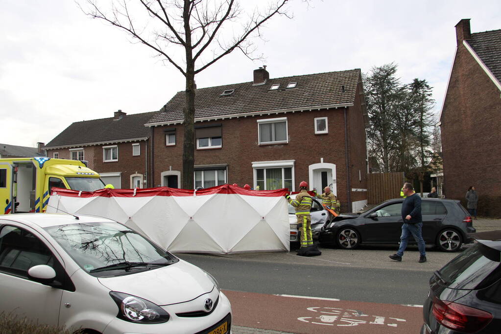 Vrouw overleden na ernstig verkeersongeval