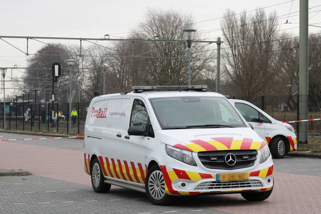 Geen treinverkeer door aanrijding met persoon
