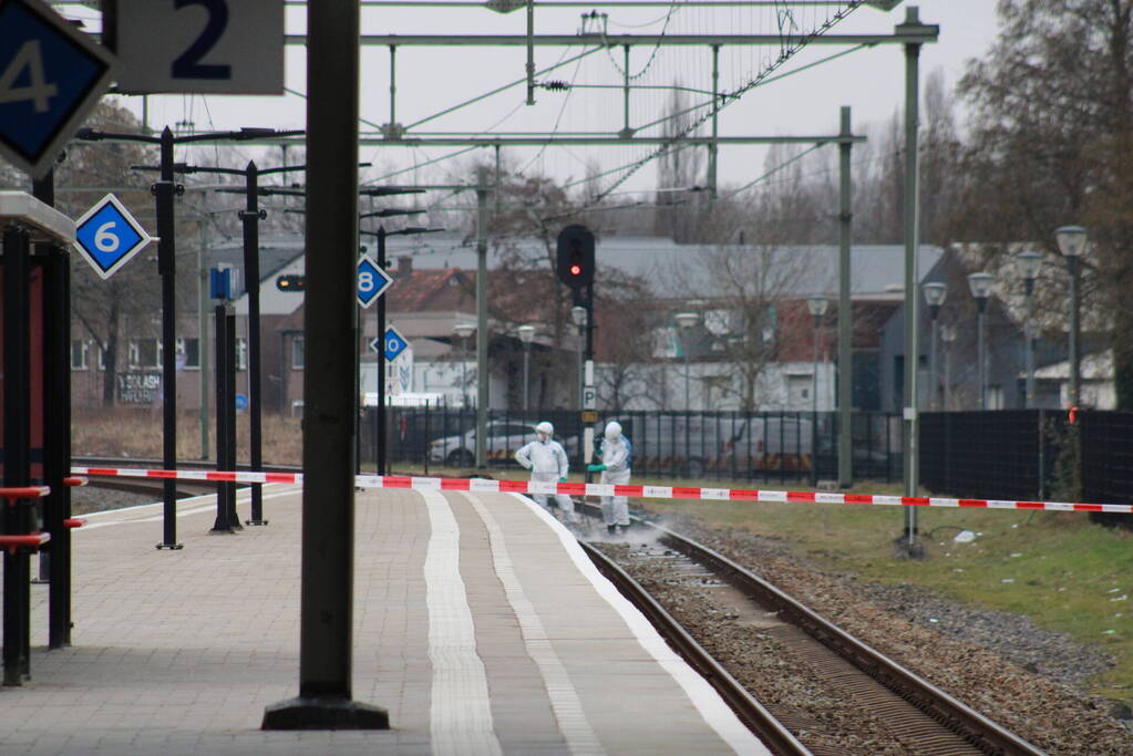 Geen treinverkeer door aanrijding met persoon