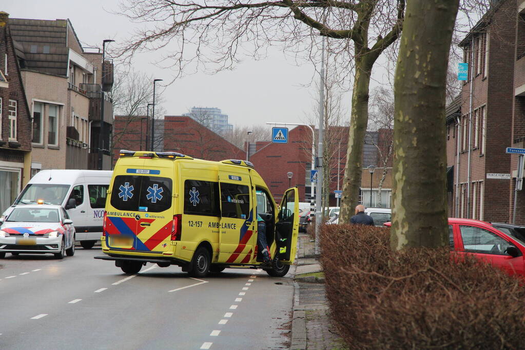 Meerdere mensen onderuit door lang oliespoor