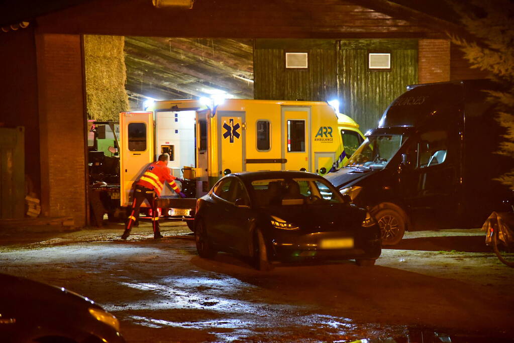 Ruiter gewond na val van paard