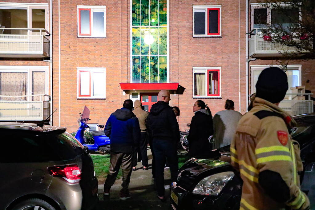 Brandende kaars aangezien voor woningbrand