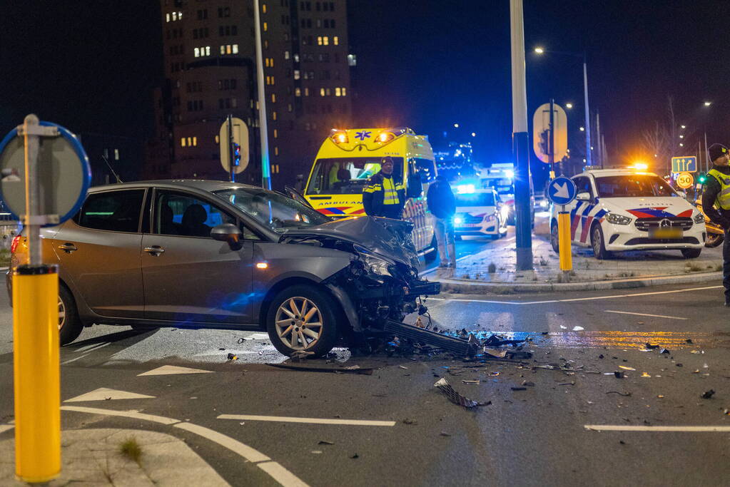 Veel schade bij ongeval op kruising
