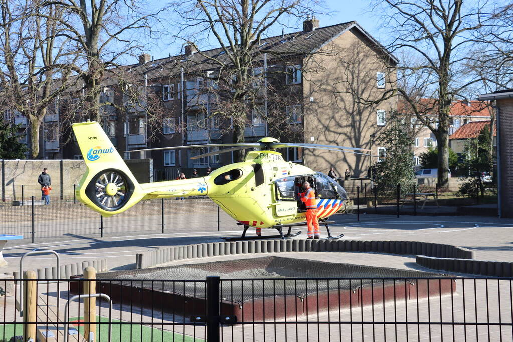 Persoon zwaargewond na steekincident