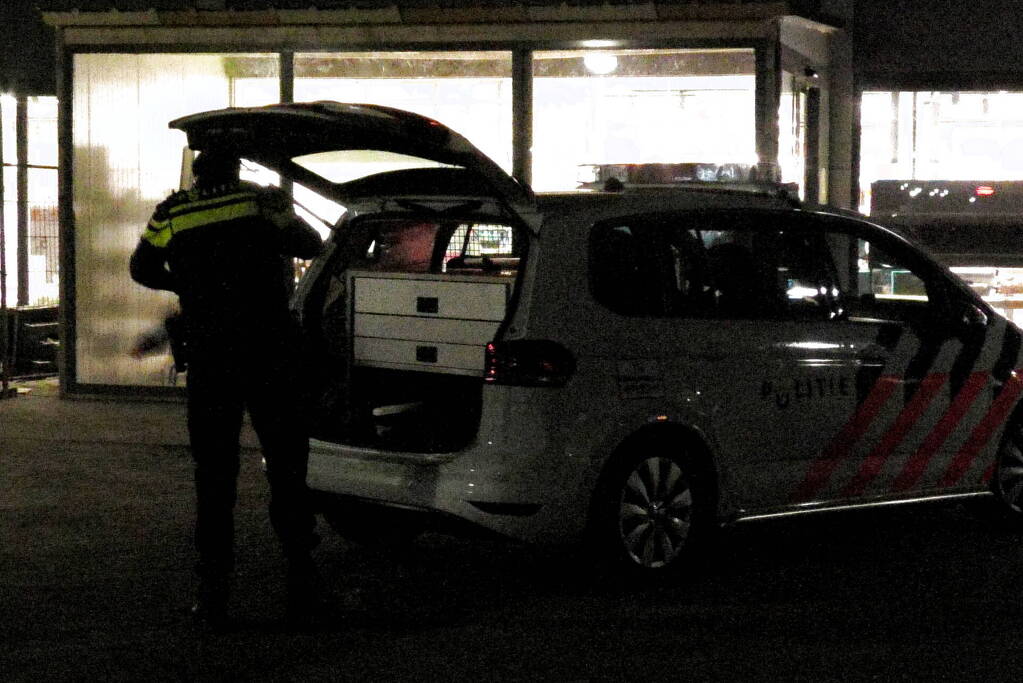 Politie doet onderzoek naar overval op Albert Heijn