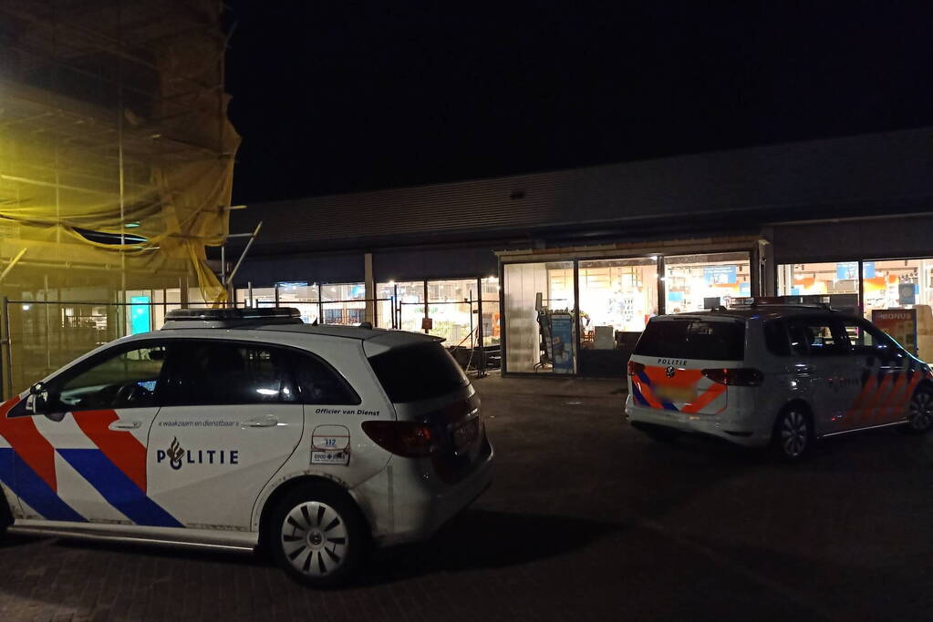Politie doet onderzoek naar overval op Albert Heijn