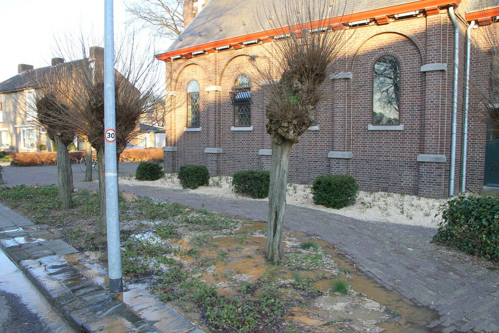 Flinke waterlekkage bij Moeselkapel