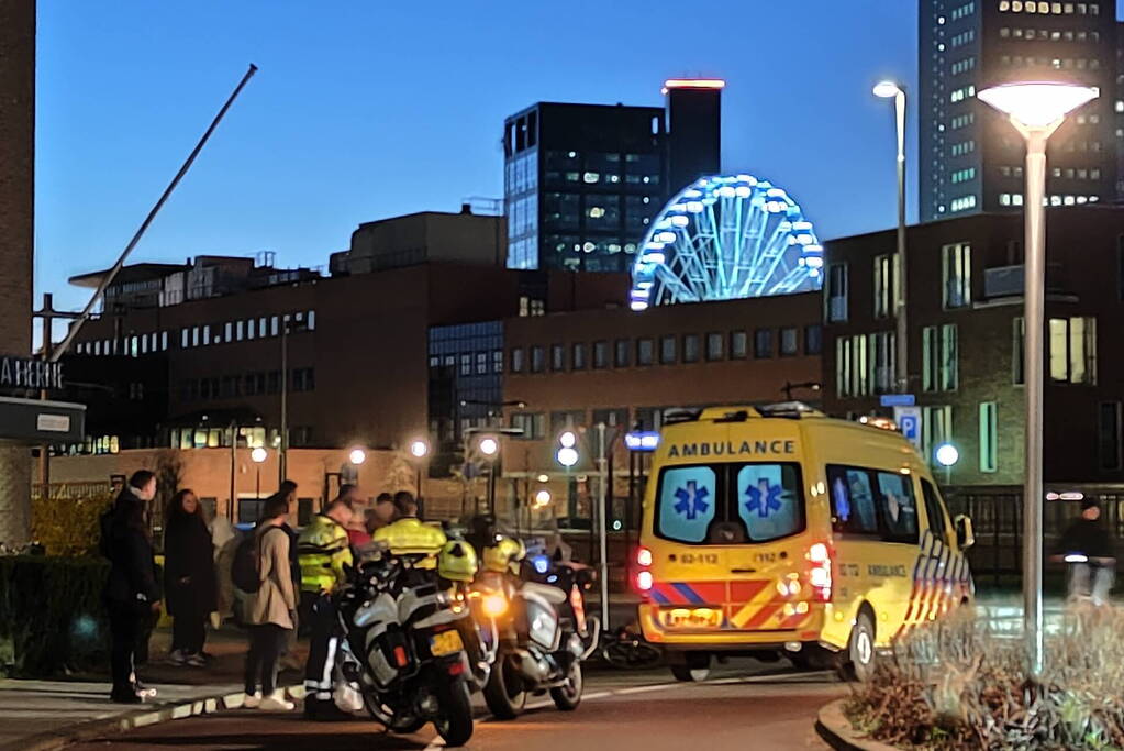 Fietser gewond bij botsing met auto