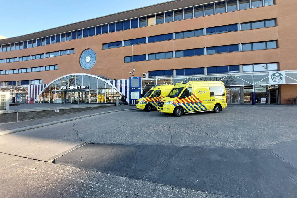 Persoon gewond na ongeval op station