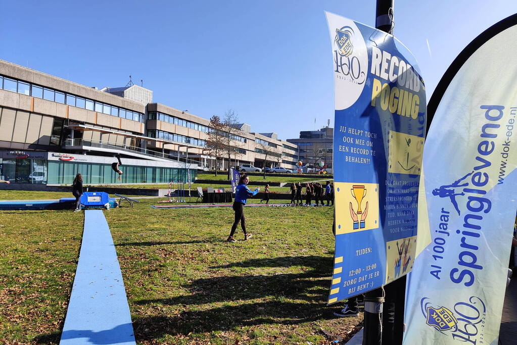 Recordpoging streksprongen maken bij aftrapt jubileumjaar