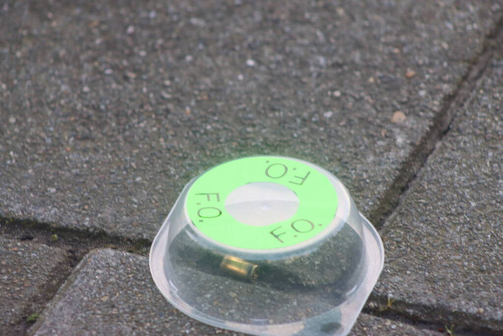 Bestelbus beschoten vanuit rijdende auto