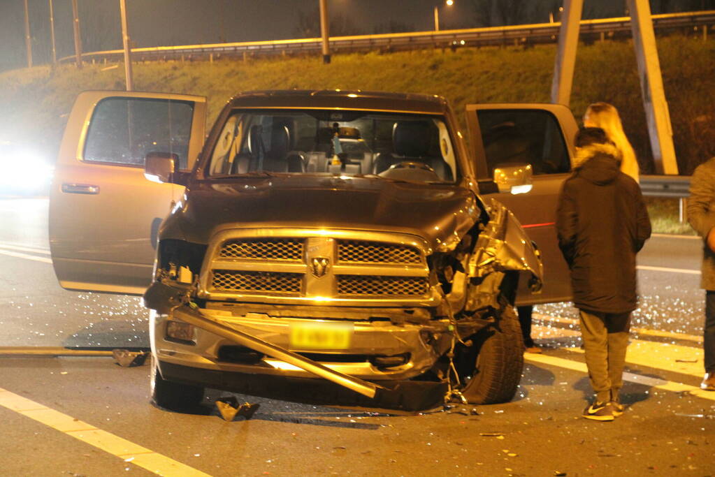 Drie voertuigen betrokken bij ongeval op snelweg