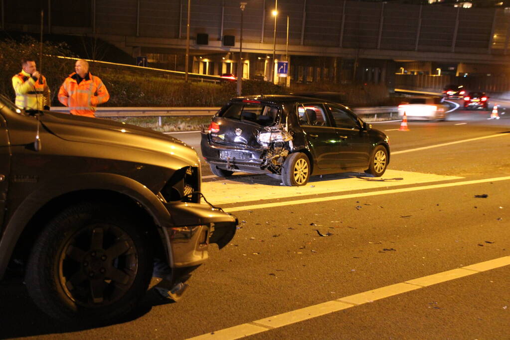 Drie voertuigen betrokken bij ongeval op snelweg