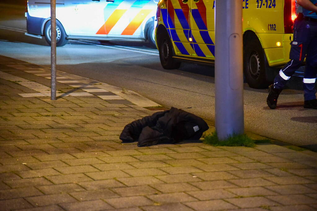 Man zwaargewond bij steekpartij op straat