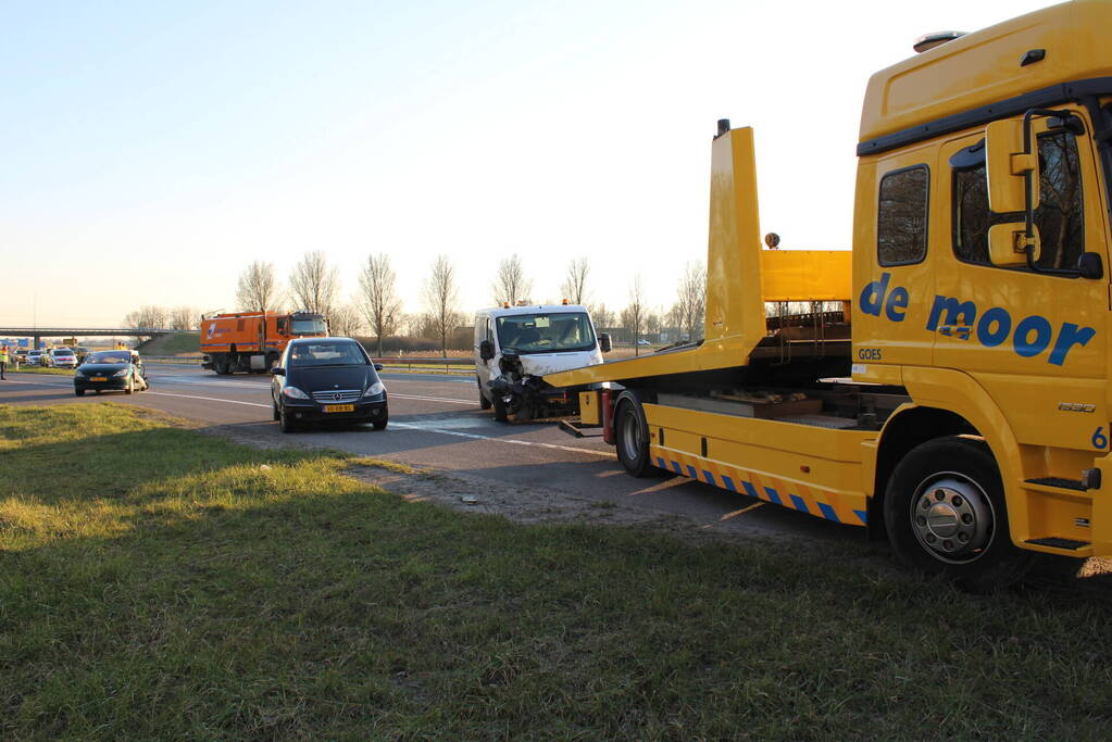 Inzittende bekneld na kettingbotsing