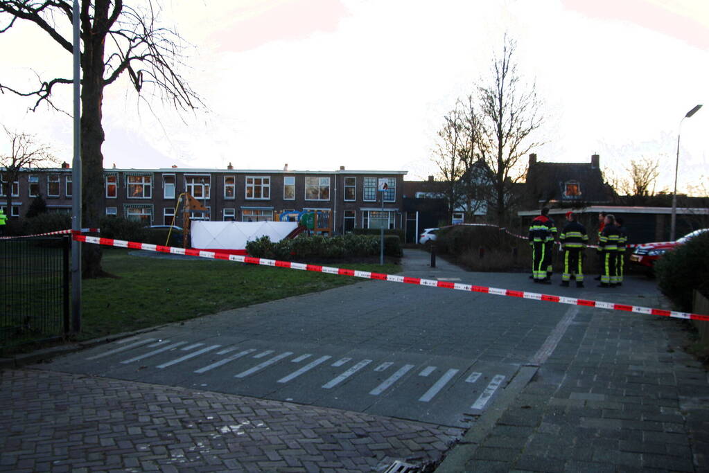 Politie doet onderzoek naar aantreffen van overleden persoon