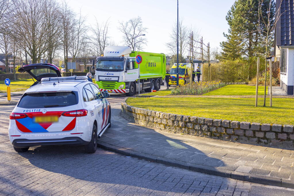 Fietsster gewond bij aanrijding met auto