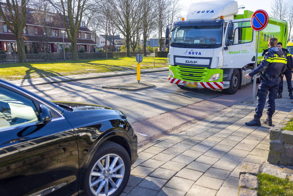 Fietsster gewond bij aanrijding met auto