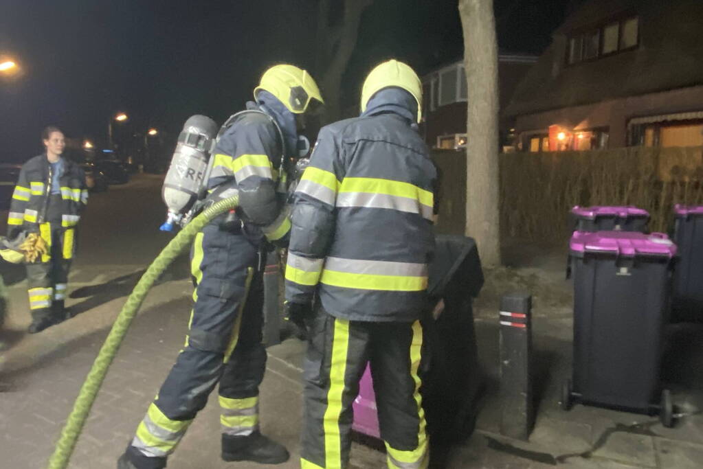 Smeulbrand in container