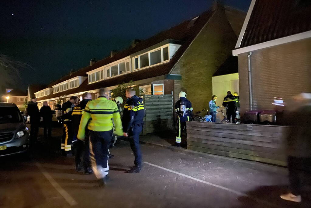 Smeulende koelkast in woning
