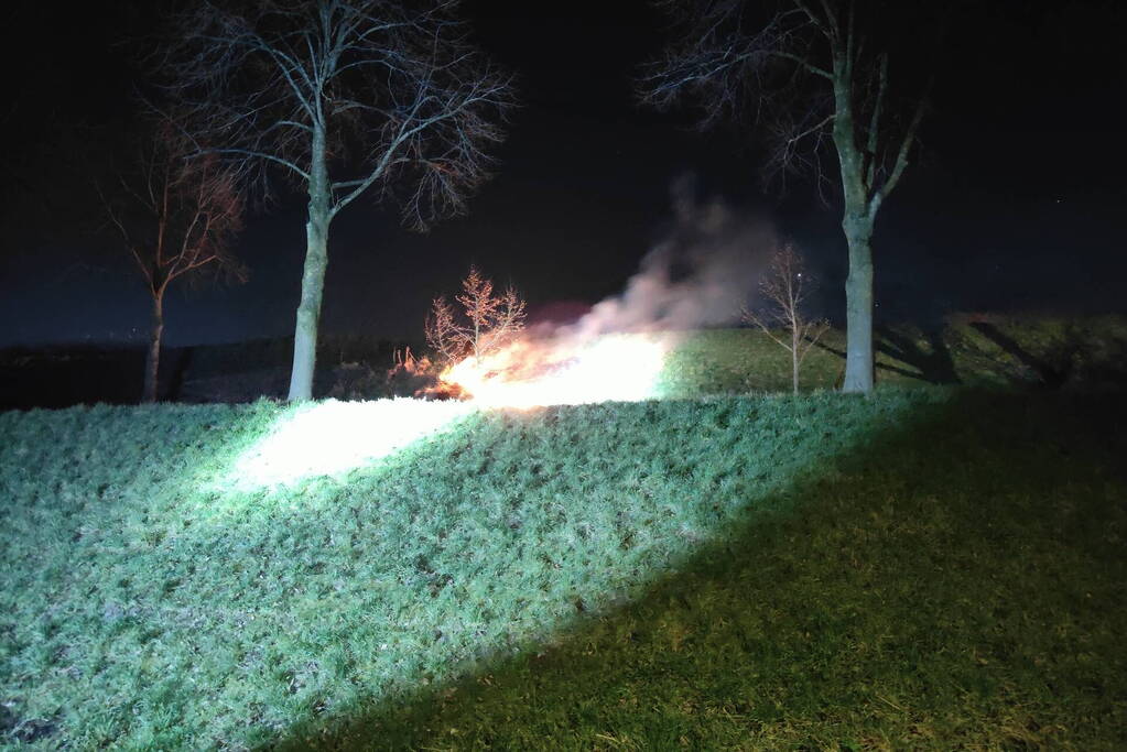 Buitenbrand in berm