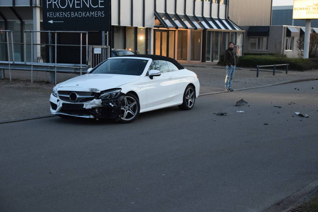 Gewonden bij ongeval tussen auto en motorscooter