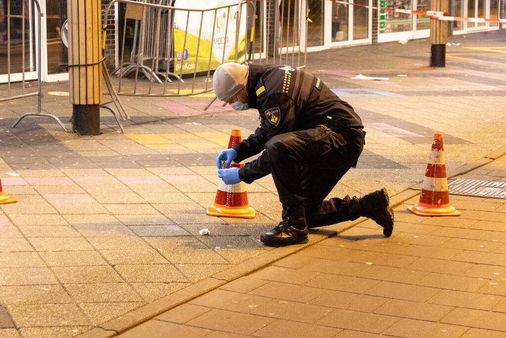 Bakkerij meerdere keren beschoten