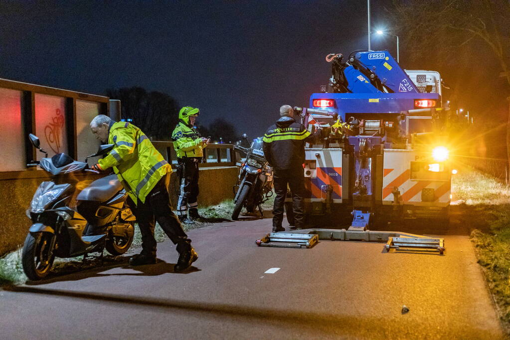 Politie treft gestolen scooter aan