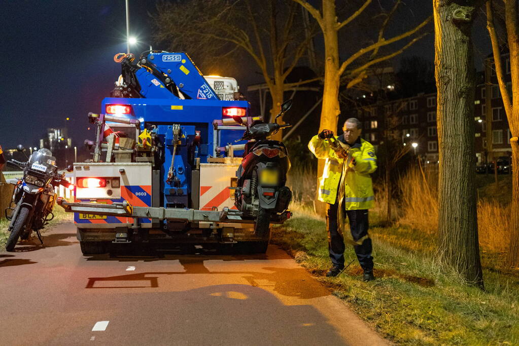 Politie treft gestolen scooter aan