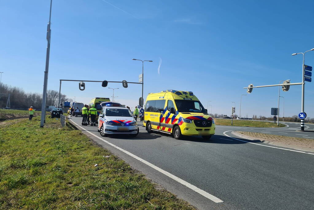 Auto total-loss na botsing op stoplicht