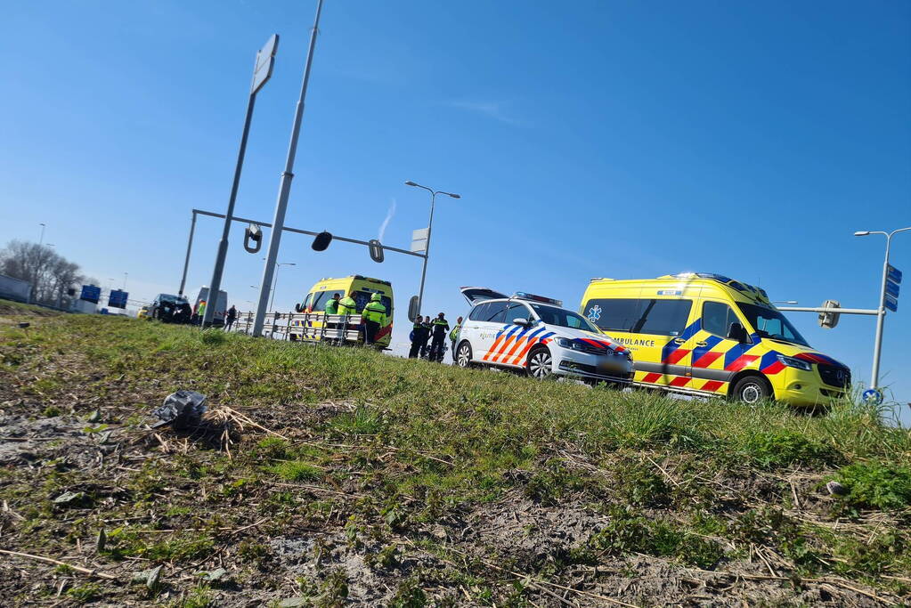 Auto total-loss na botsing op stoplicht