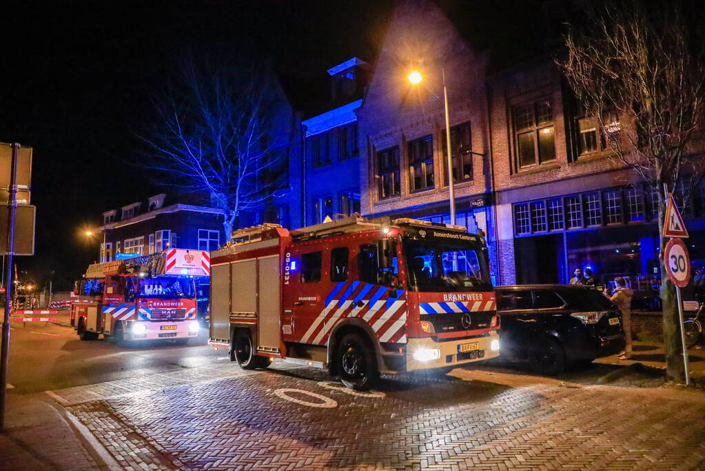Rookontwikkeling vanwege brand in restaurant Tollius