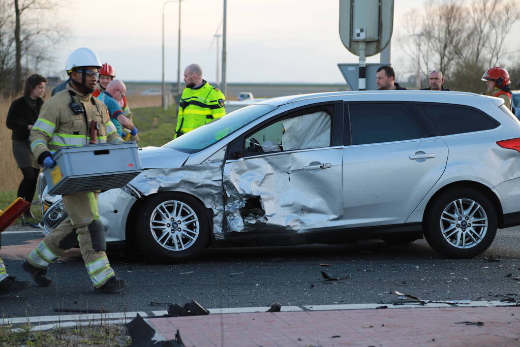 Ravage en gewonden na botsing