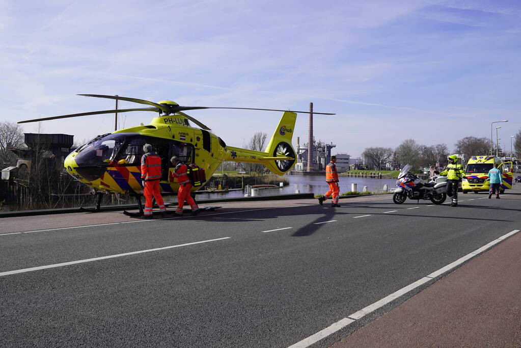 Traumahelikopter landt voor incident in woning