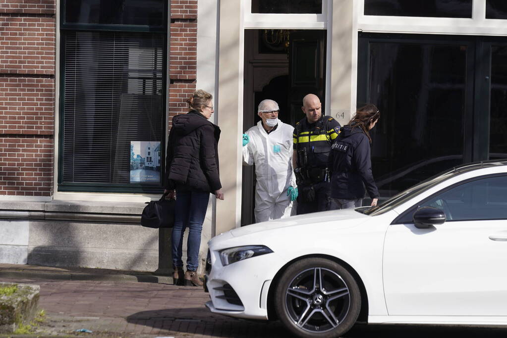 Traumahelikopter landt voor incident in woning