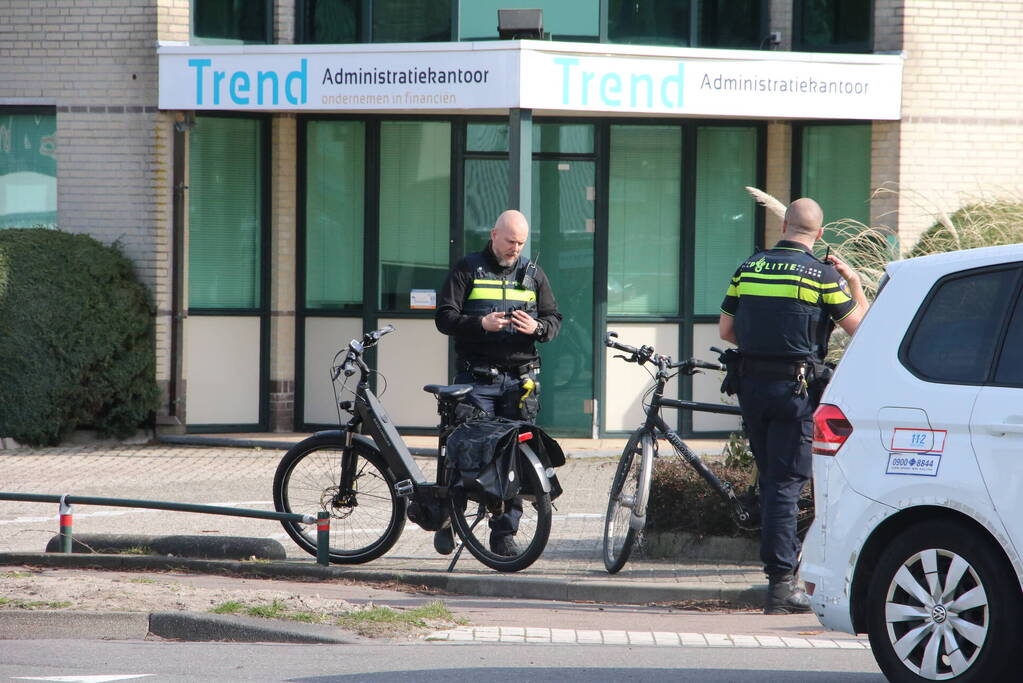 Fietser gewond bij botsing met auto