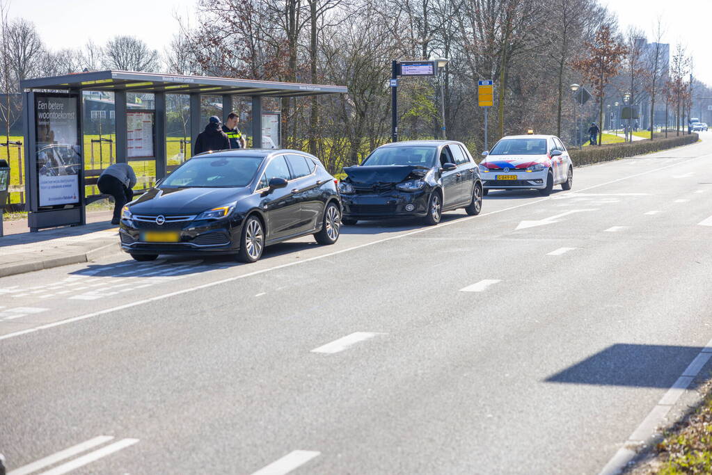 Kop-staart botsing voor Meander ziekenhuis