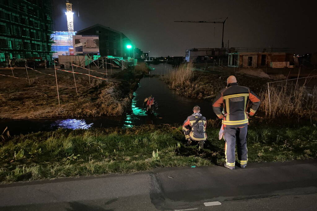 Zoekactie na aantreffen fiets naast sloot