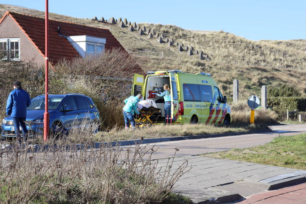 Fietser gewond bij botsing met auto