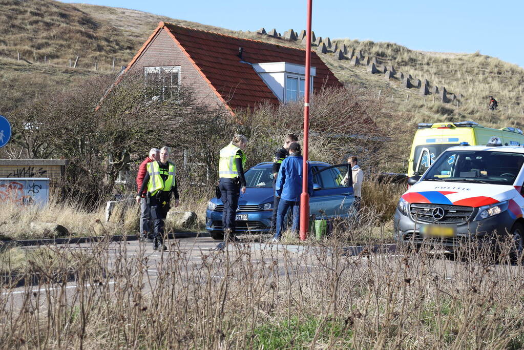 Fietser gewond bij botsing met auto