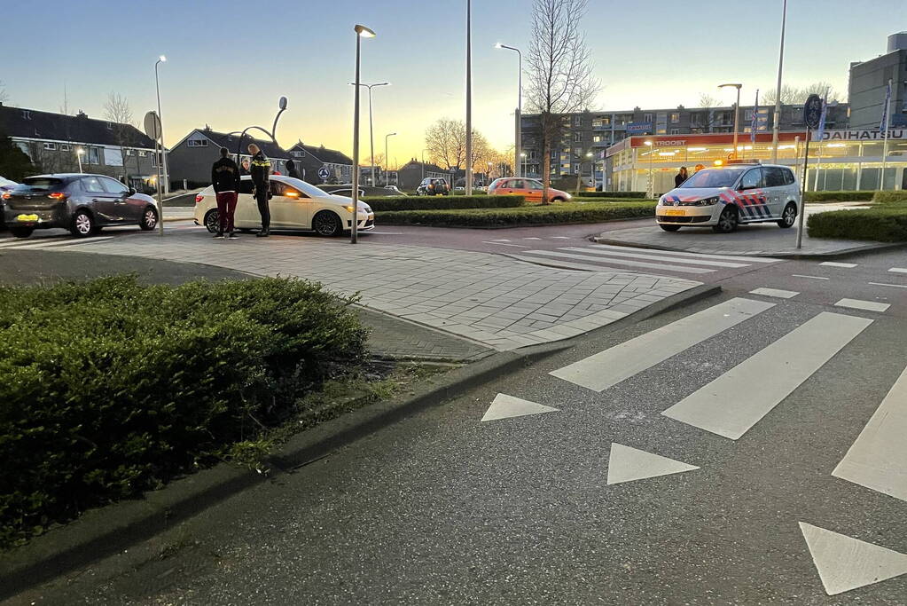 Fietser gewond bij botsing met auto