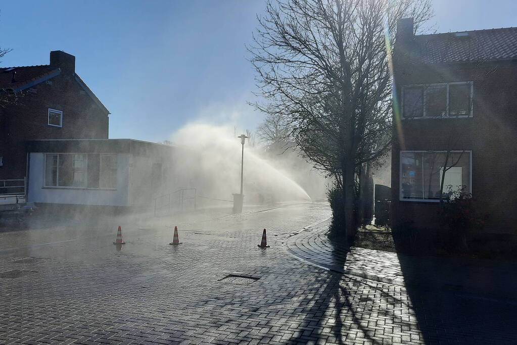 Gasleiding geraakt bij plaatsen van tuinhek