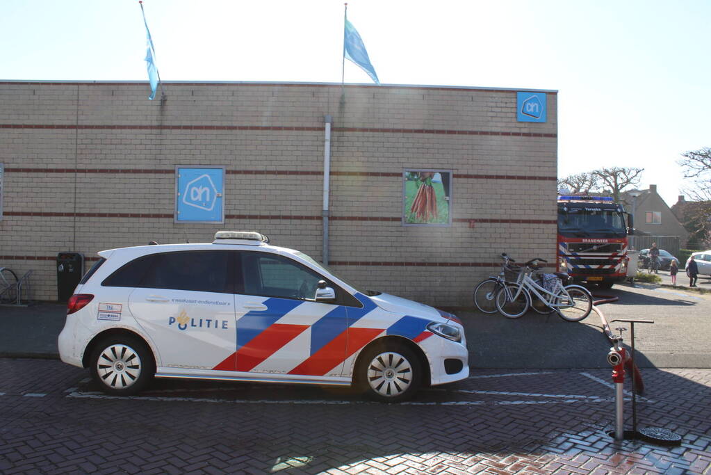 Supermarkt Albert Heijn ontruimd vanwege brand