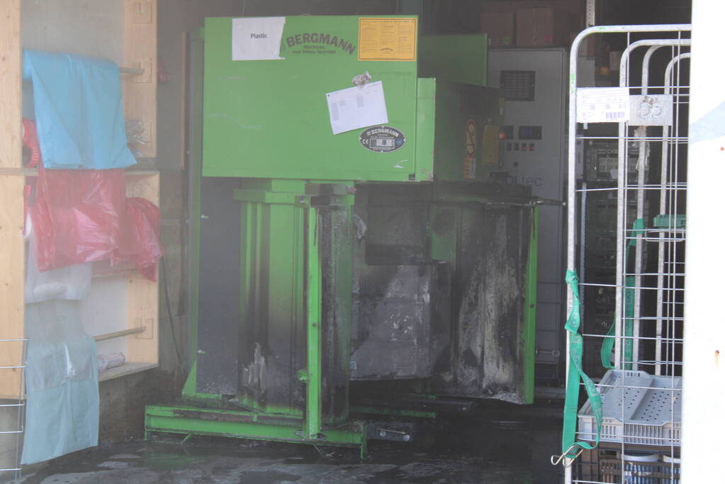 Supermarkt Albert Heijn ontruimd vanwege brand