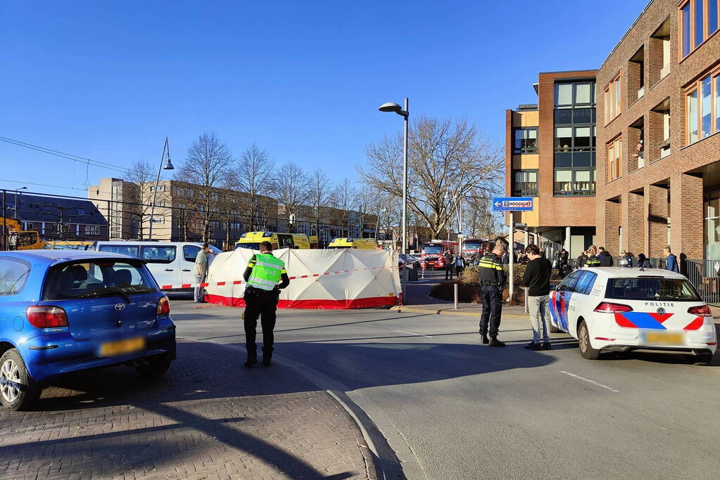 Bestuurster rijdt door na ernstige aanrijding