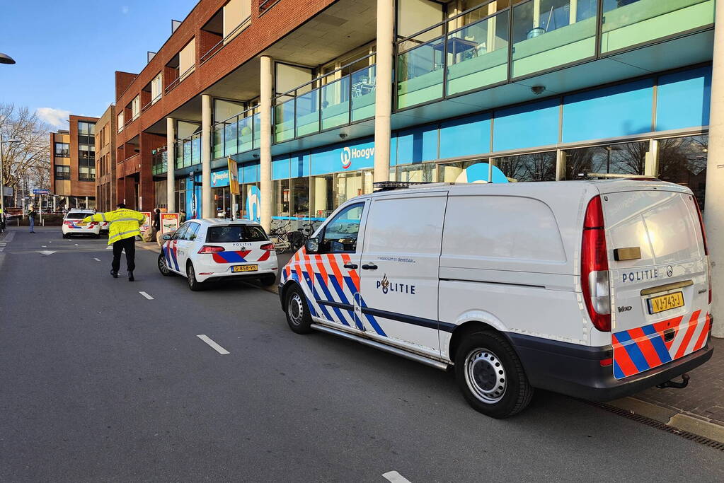 Bestuurster rijdt door na ernstige aanrijding