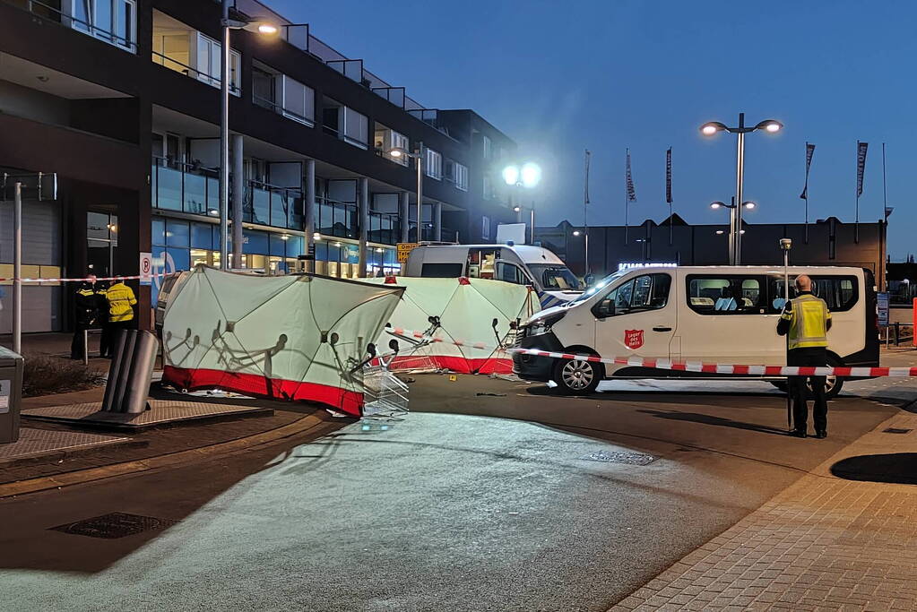 Bestuurster rijdt door na ernstige aanrijding