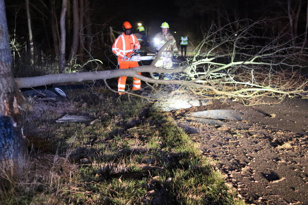 Ravage en gewonde na eenzijdig ongeval