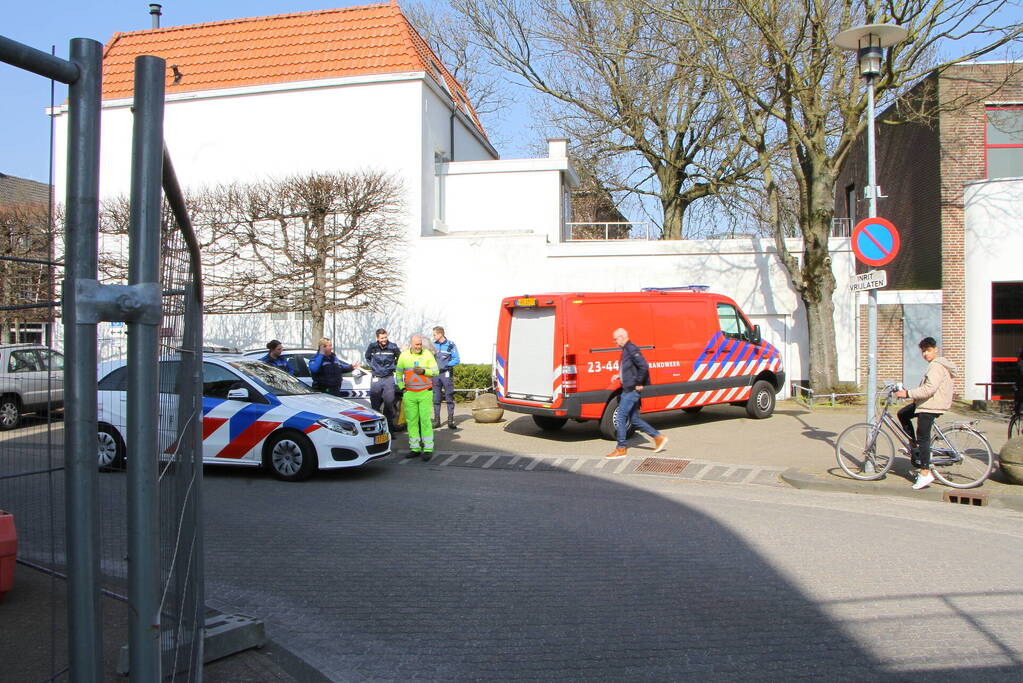 Enorme stank bij inrit van parkeergarage Albert Heijn