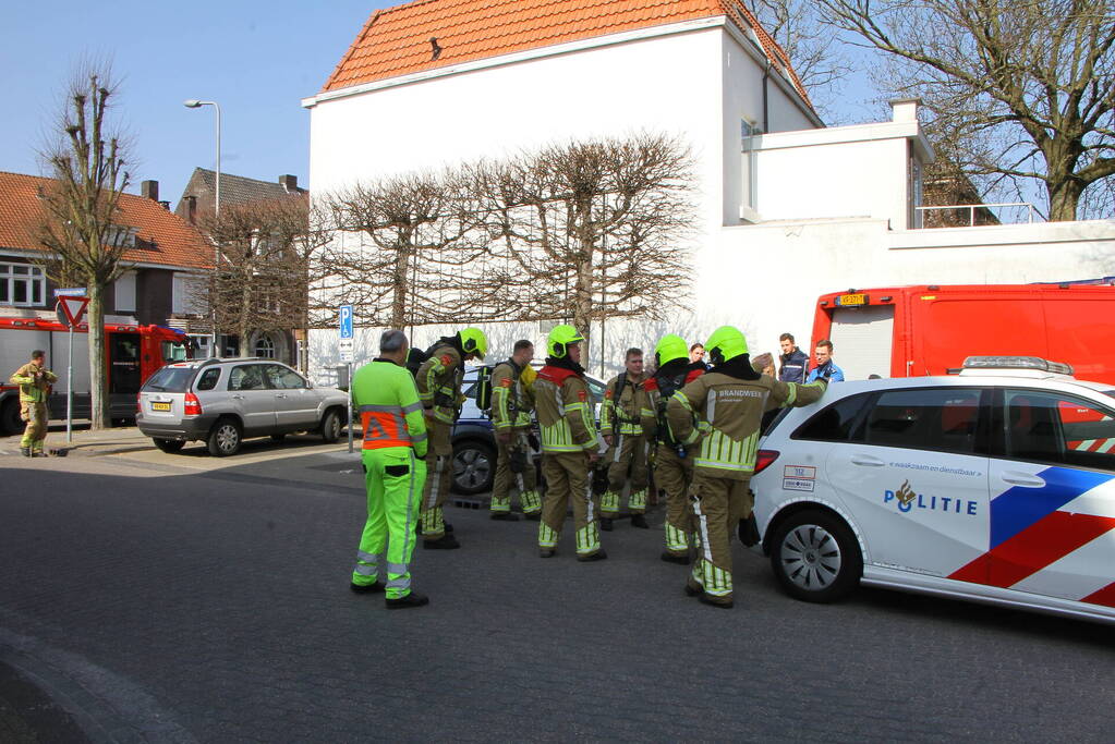 Enorme stank bij inrit van parkeergarage Albert Heijn